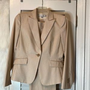 Tahari pinstripe summer pantsuit